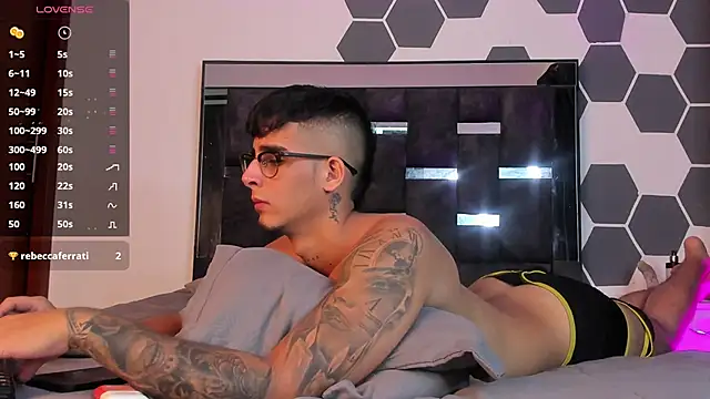 iamcamiloo  online show from February 1, 2025, 8:29 am