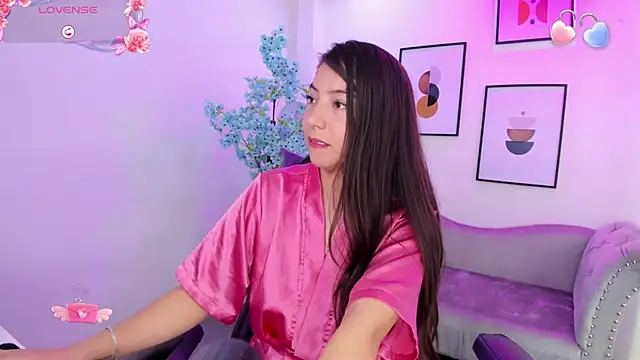 Ema louis  online show from February 20, 2025, 3:41 pm