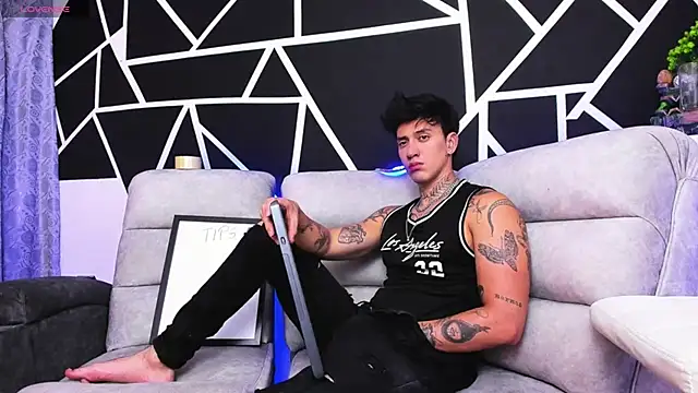 JUSTIN FULLER1 online show from February 27, 2025, 12:10 am