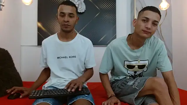 Snapshot of JordanAndAndrew chatting on February 10, 2026, 8:57 pm JordanAndAndrew online show from February 10, 2026, 8:57 pm