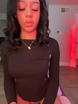 Snapshot of redbonejada chatting on October 10, 2025, 9:25 pm redbonejada online show from October 10, 2025, 9:25 pm