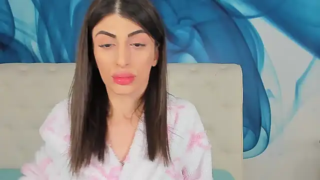 Snapshot of SkinnyDolly chatting on February 10, 2026, 10:36 pm SkinnyDolly online show from February 10, 2026, 10:36 pm