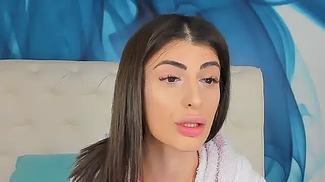 Snapshot of SkinnyDolly chatting on March 1, 2026, 8:44 pm SkinnyDolly online show from March 1, 2026, 8:44 pm