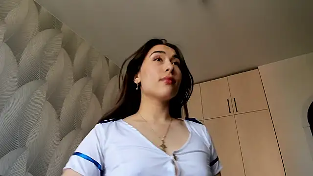 Bambiii bby online show from June 16, 2026, 8:50 am