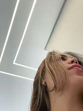 Snapshot of lariic chatting on March 1, 2026, 1:13 pm lariic online show from March 1, 2026, 1:13 pm