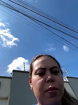 lariic online show from March 12, 2026, 1:17 pm