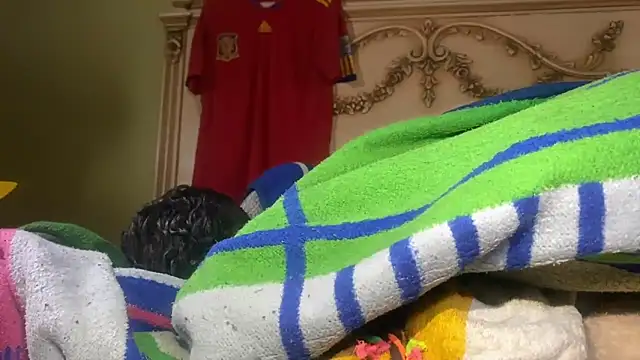 emylolo9 online show from January 2, 2025, 8:39 am