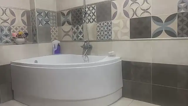 emylolo9 online show from January 20, 2025, 4:01 pm