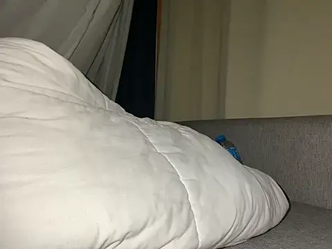 emylolo9 online show from January 27, 2025, 11:00 pm