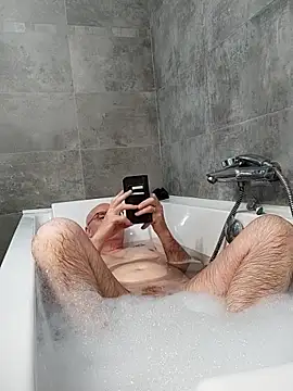 bogland33 online show from April 19, 2026, 8:13 am