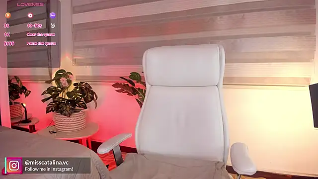 Snapshot of miss_catalinaa chatting on March 19, 2026, 11:58 am miss catalinaa online show from March 19, 2026, 11:58 am