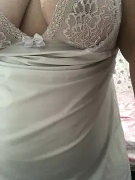 ahross online show from October 23, 2025, 8:46 am