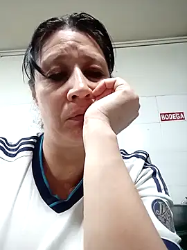 carolina linarez69 online show from October 20, 2025, 11:27 pm