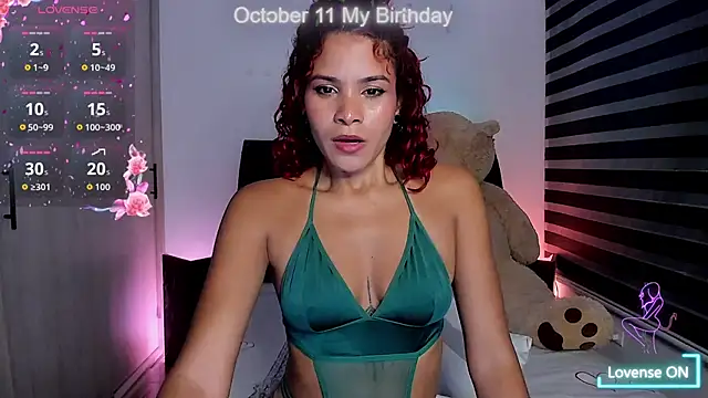 Snapshot of anna__duff chatting on September 29, 2025, 12:49 am anna duff online show from September 29, 2025, 12:49 am