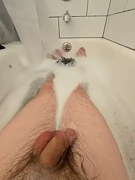 Snapshot of SirYummy18 chatting on January 19, 2025, 4:44 am SirYummy18 online show from January 19, 2025, 4:44 am