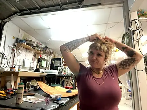 Babette xox online show from March 28, 2026, 1:16 am