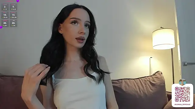 flora off online show from March 10, 2026, 11:26 am