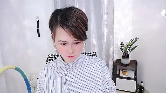 Fan ting online show from February 13, 2025, 11:17 am