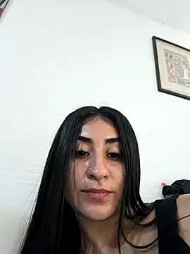 evelin leroy online show from February 21, 2026, 7:26 pm