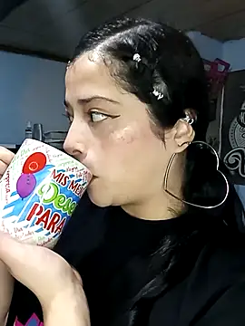 Snapshot of Elvishcassie_ chatting on March 5, 2025, 1:50 pm Elvishcassie  online show from March 5, 2025, 1:50 pm