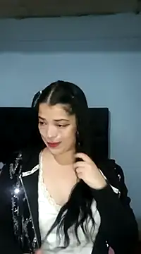 Snapshot of Elvishcassie_ chatting on March 19, 2025, 7:49 pm Elvishcassie  online show from March 19, 2025, 7:49 pm