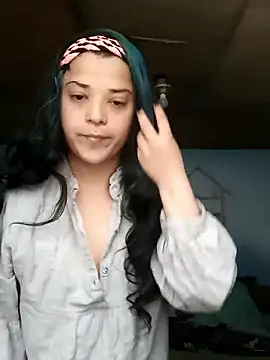 Elvishcassie  online show from January 15, 2026, 12:32 pm