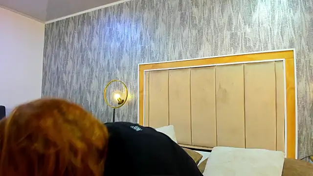 RoxieJackson online show from November 24, 2025, 11:32 am