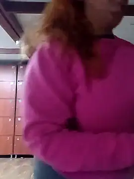 RoxieJackson online show from December 22, 2025, 11:51 am