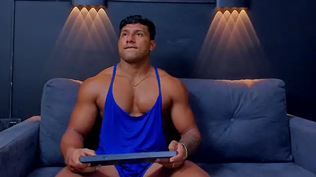 CallumMuscle online show from February 6, 2025, 3:37 am