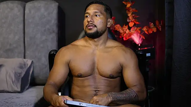 CallumMuscle online show from November 7, 2025, 3:12 pm