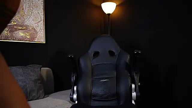 CallumMuscle online show from March 10, 2026, 11:43 pm