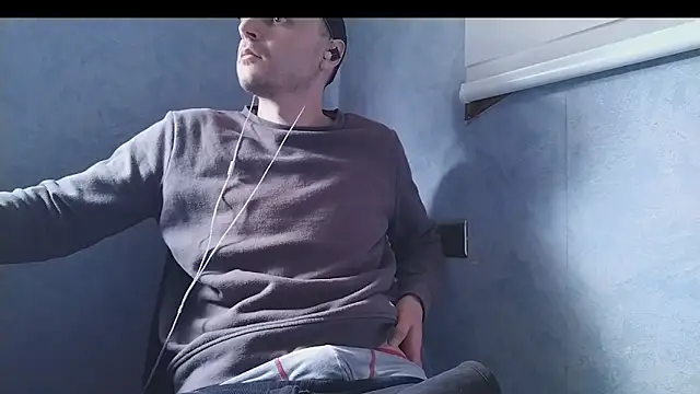 nextdoorneighbor online show from January 10, 2025, 6:28 pm