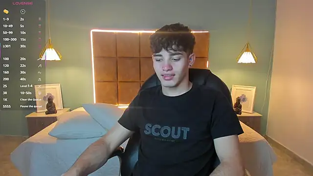 AlejooTwink online show from October 17, 2025, 12:47 am