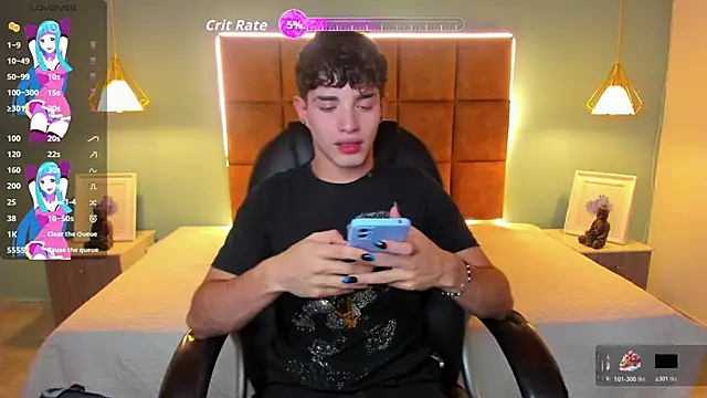 AlejooTwink online show from December 15, 2025, 1:32 am