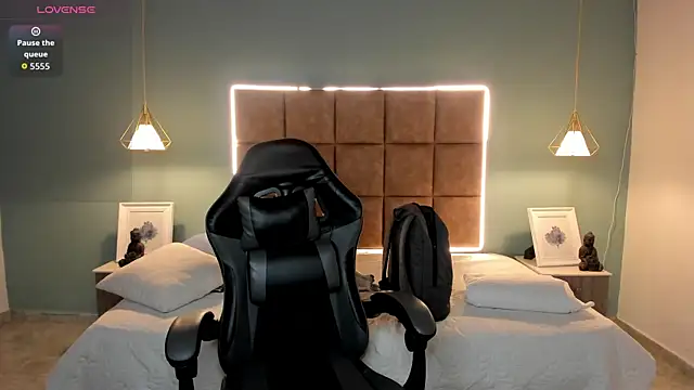 AlejooTwink online show from April 22, 2026, 7:11 am