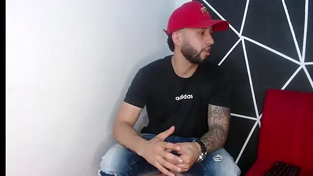 maxXximo777 online show from December 7, 2024, 1:47 am