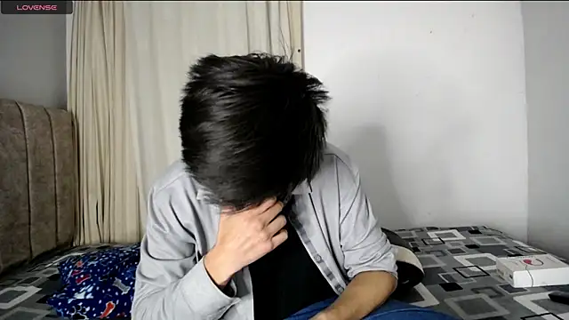 Snapshot of Yellowpokemon23 chatting on November 14, 2025, 3:16 am Yellowpokemon23 online show from November 14, 2025, 3:16 am