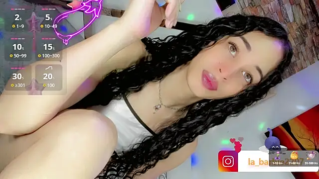 barbiedolls x online show from February 8, 2025, 12:39 pm