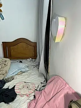 Leo bunny hot online show from April 19, 2026, 2:33 am