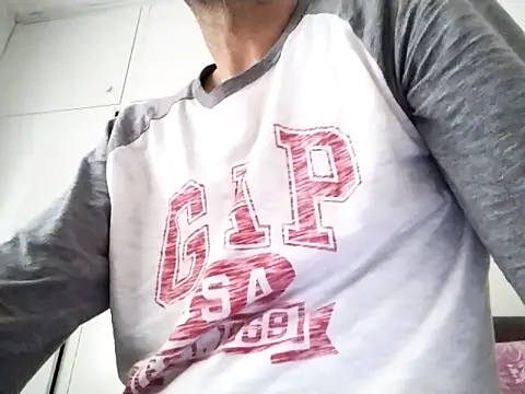 kopgelhadi online show from February 6, 2025, 8:07 am