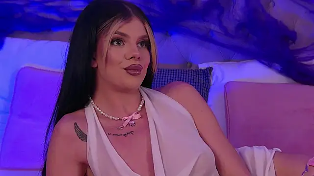 IvyRaven online show from October 22, 2025, 5:56 pm