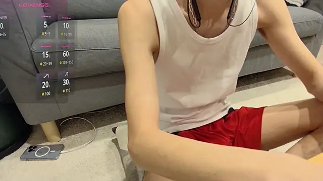 kimkim123123 online show from March 3, 2025, 11:11 am