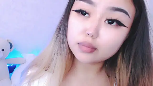 Snapshot of amelia_sunlight chatting on June 24, 2026, 3:44 pm amelia sunlight online show from June 24, 2026, 3:44 pm