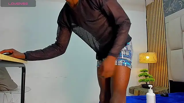 chimi88 online show from March 13, 2025, 3:50 pm