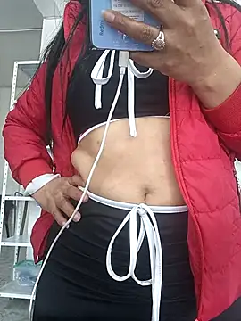 Megan jennerr online show from November 3, 2025, 2:18 pm