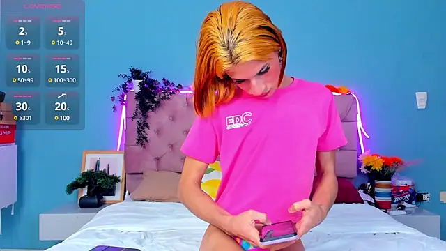 Ladanny  online show from December 15, 2024, 12:49 pm