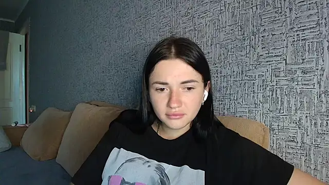Snapshot of Liana_diva chatting on July 20, 2026, 11:45 am Liana diva online show from July 20, 2026, 11:45 am