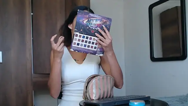 conni f00x online show from March 19, 2025, 12:34 pm