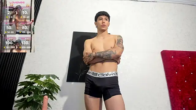 Cristopher23  online show from February 9, 2025, 8:02 pm