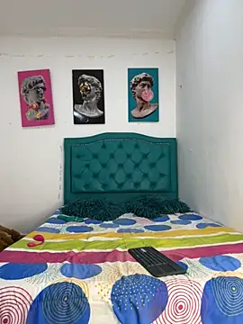 Lilybaudinx96 online show from April 18, 2026, 8:07 am